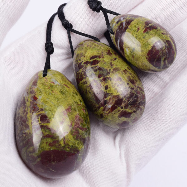 Dragon Blood Stone Yin Egg Protection Jade Egg Ornaments - Image 4