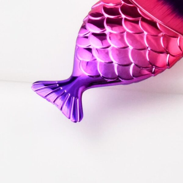 Mermaid Fish Scale Makeup Brush - Fishtail Bottom Powder Blush Application - Image 2